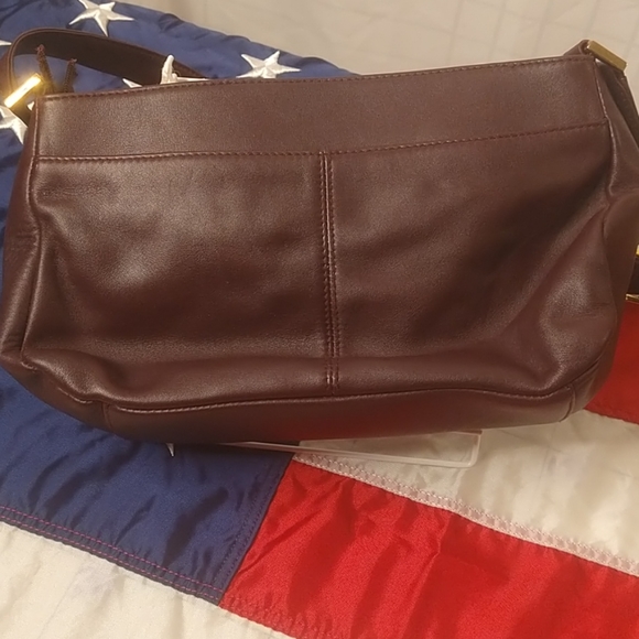 Purse - Picture 2 of 9